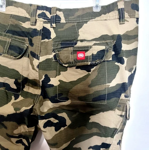 ECKO UNLTD Camoflague Cargo Shorts Men's Size 40 - Picture 5 of 11